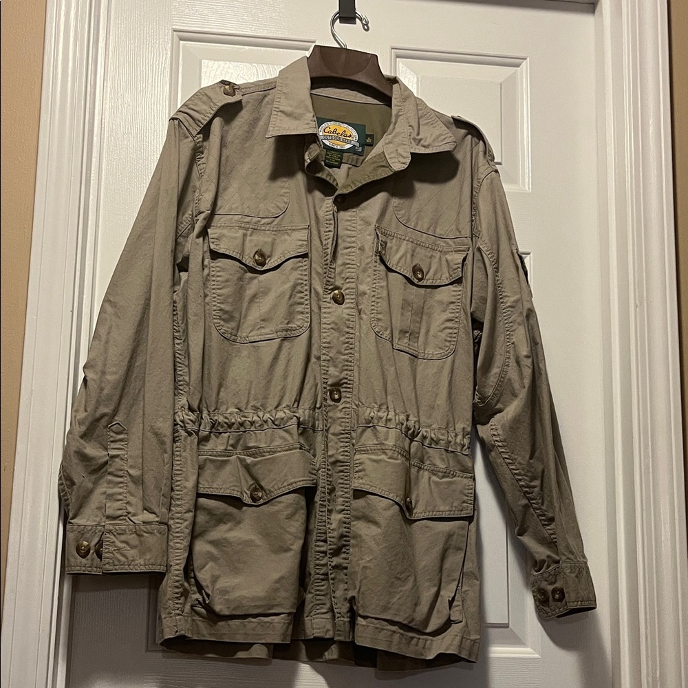 Cabela's Men's Field Jacket in Khaki